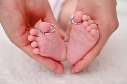 哈密怎么给宝宝称体重 哈密怎么给宝宝称体重